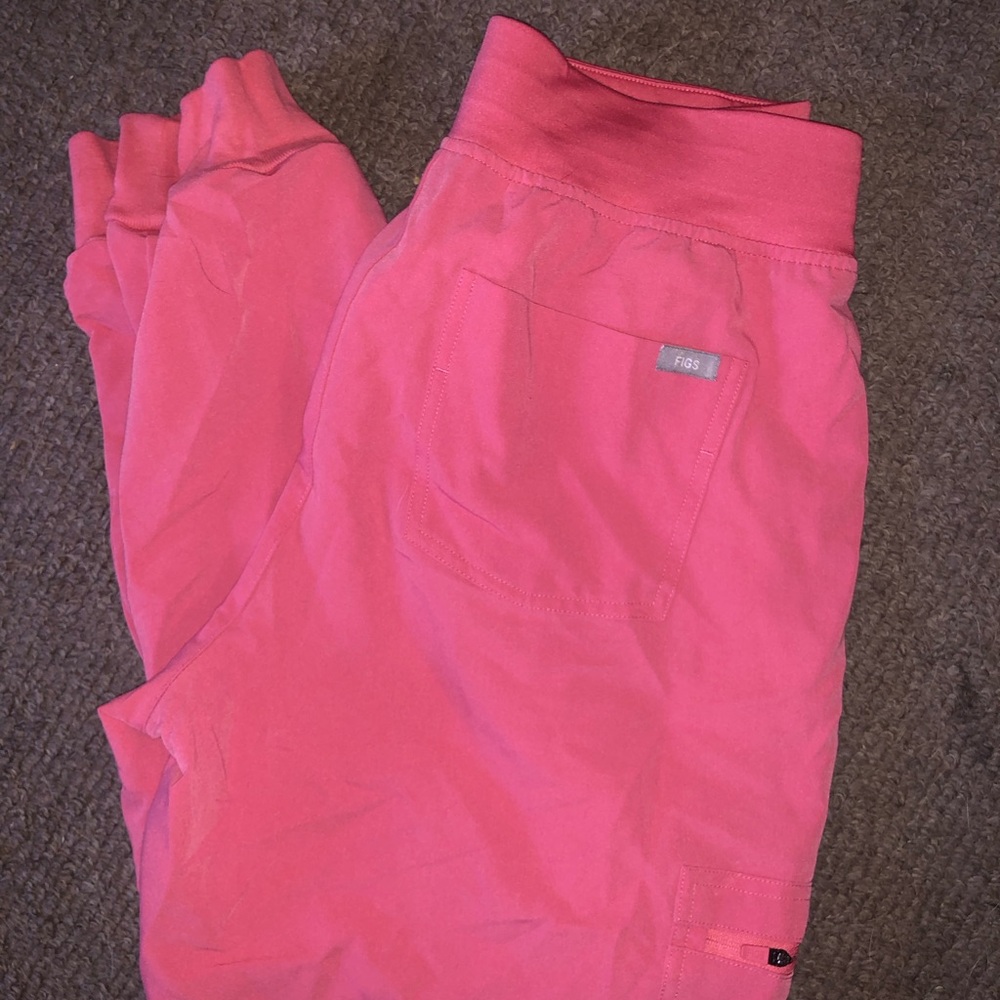 FIGS Zamora jogger size L - desert rose color